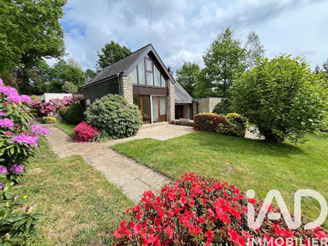 Vente Maison 5 pièces 123 m2 Carhaix Plouguer