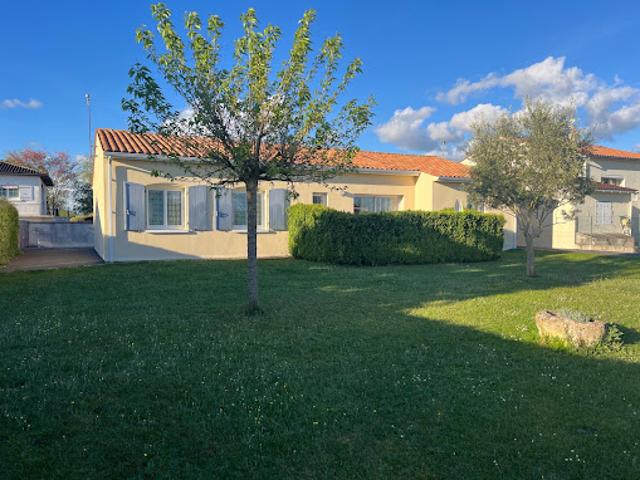 Vente Maison 5 pièces 123 m2 Saint Julien de l'Escap