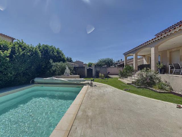 Vente Maison 5 pièces 123 m2 Sérignan du Comtat