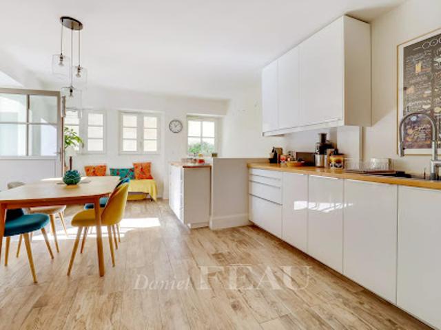 Vente Maison 5 pièces 123.68 m2 Versailles