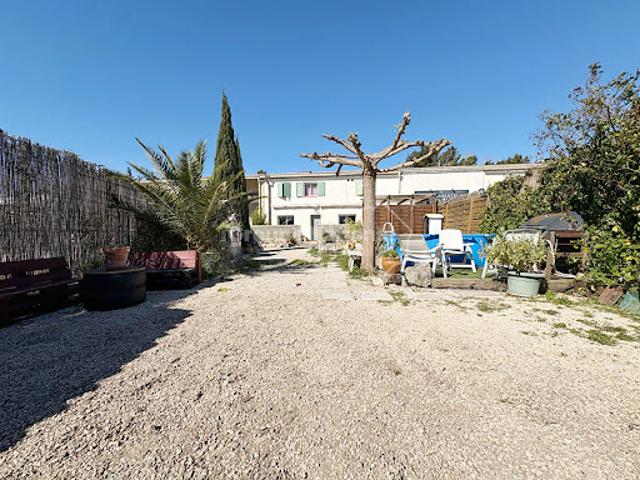 Vente Maison 5 pièces 134 m2 Eyguières