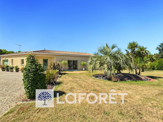 Vente Maison 5 pièces 134 m2 Saint Simon de Pellouaille