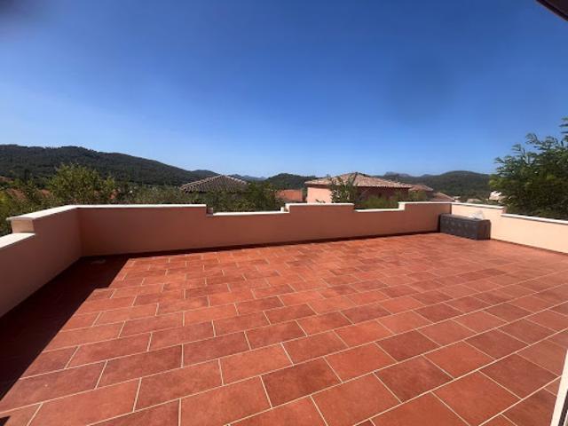 Vente Maison 5 pièces 134 m2 Pierrefeu du Var