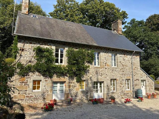 Vente Maison 5 pièces 134 m2 Saint Laurent de Cuves