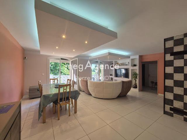 Vente Maison 5 pièces 134 m2 Terssac