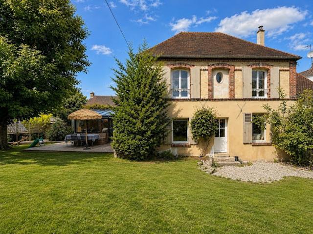 Vente Maison 5 pièces 135 m2 Mont l'Evêque