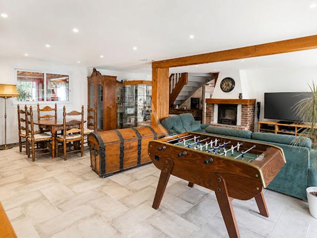 Vente Maison 5 pièces 135 m2 Montfermeil