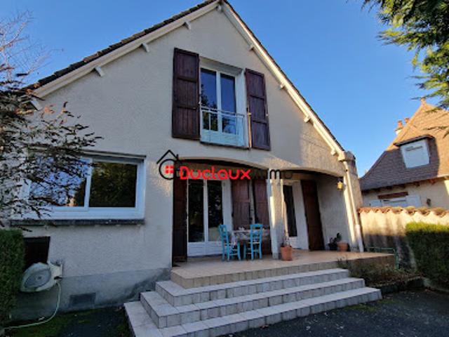 Vente Maison 5 pièces 135 m2 Aurillac