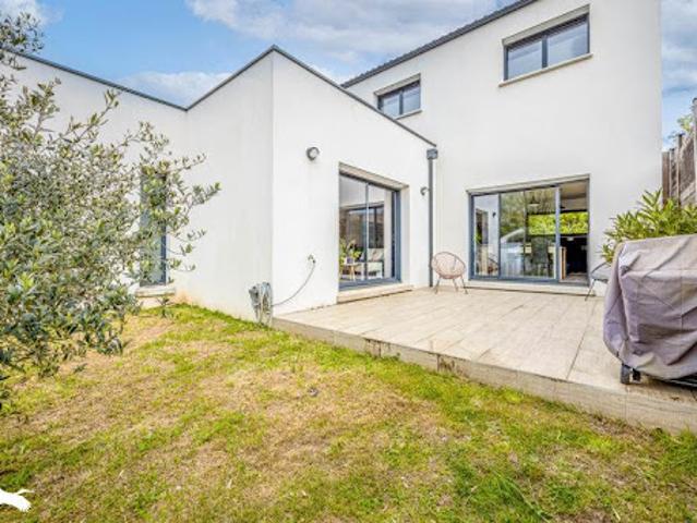 Vente Maison 5 pièces 135 m2 Aigrefeuille d'Aunis