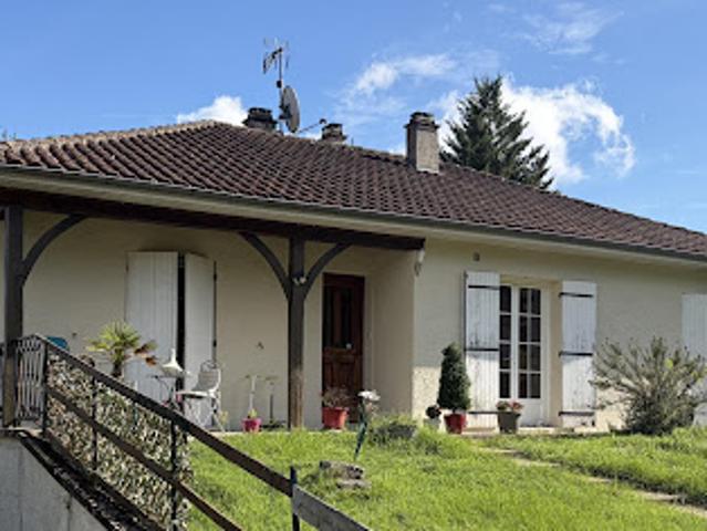 Vente Maison 5 pièces 135 m2 Bassillac et Auberoche