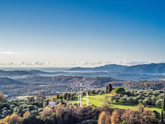 Vente Maison 5 pièces 135 m2 Châteauneuf Grasse