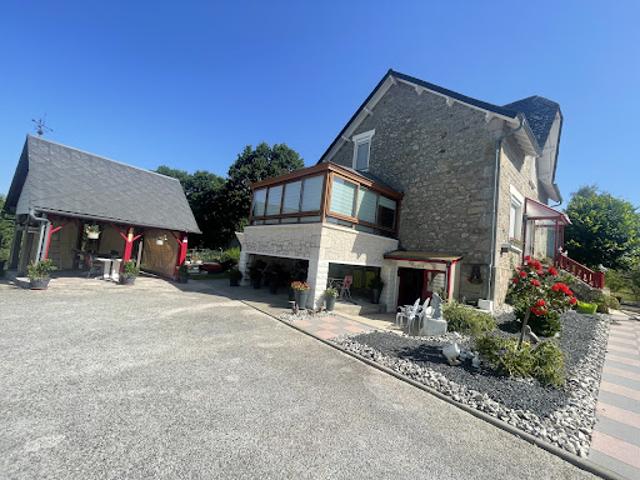 Vente Maison 5 pièces 135 m2 Darazac