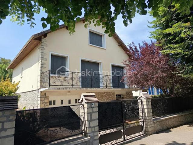 Vente Maison 5 pièces 135 m2 Etrechy