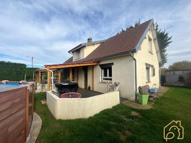 Vente Maison 5 pièces 135 m2 Etrépagny