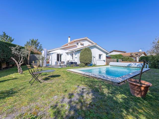 Vente Maison 5 pièces 135 m2 Eysines