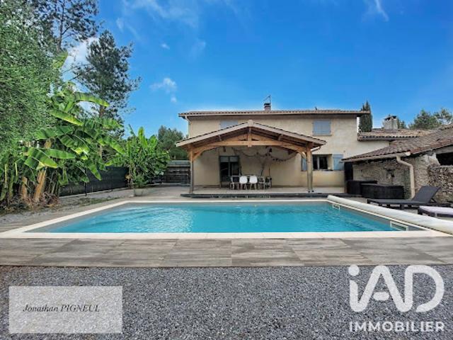 Vente Maison 5 pièces 135 m2 Saint Morillon
