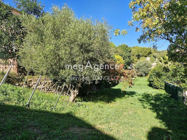 Vente Maison 5 pièces 136 m2 Ollioules