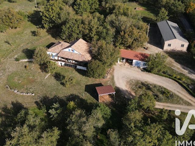 Vente Maison 5 pièces 136 m2 Belmont Sainte Foi