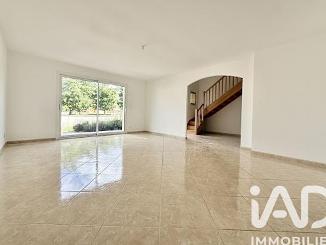 Vente Maison 5 pièces 136 m2 Champforgeuil