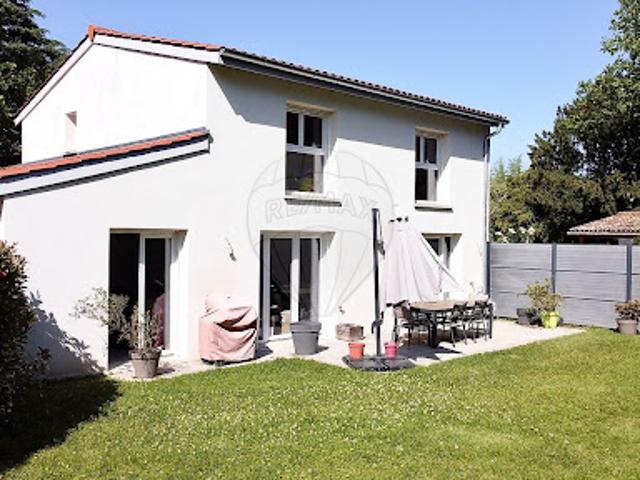 Vente Maison 5 pièces 136 m2 Limas