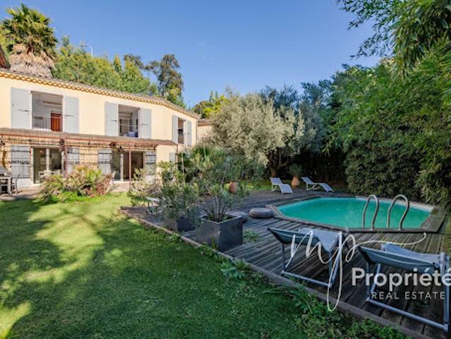 Vente Maison 5 pièces 136 m2 Rayol Canadel sur Mer