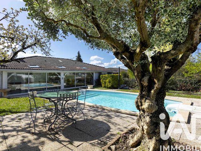Vente Maison 5 pièces 136 m2 Yvrac
