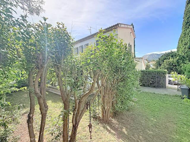 Vente Maison 5 pièces 136.99 m2 Toulon