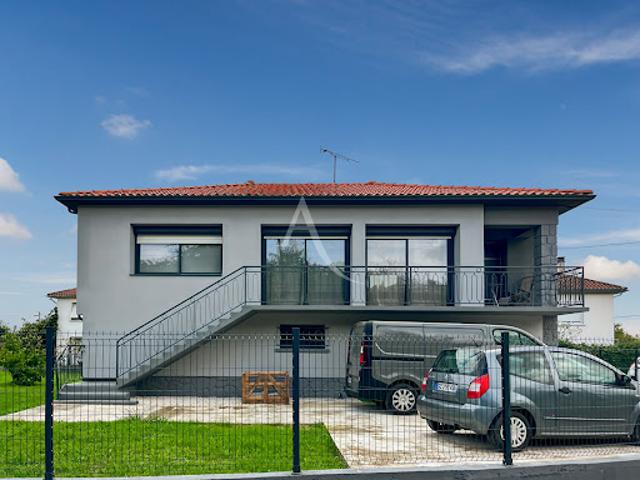 Vente Maison 5 pièces 137 m2 Montayral