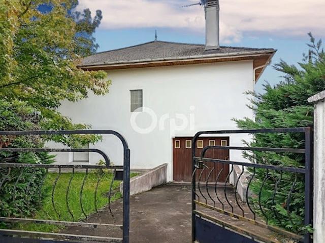 Vente Maison 5 pièces 137 m2 Oloron Sainte Marie