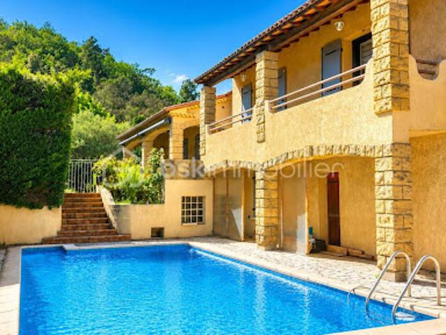 Vente Maison 5 pièces 137 m2 Bagnols sur ceze