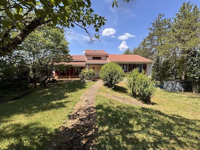 Vente Maison 5 pièces 137 m2 Bellefont La Rauze