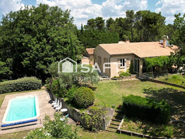 Vente Maison 5 pièces 137 m2 Goult