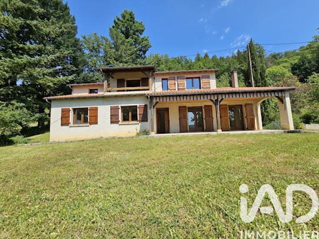 Vente Maison 5 pièces 137 m2 Saint Céré