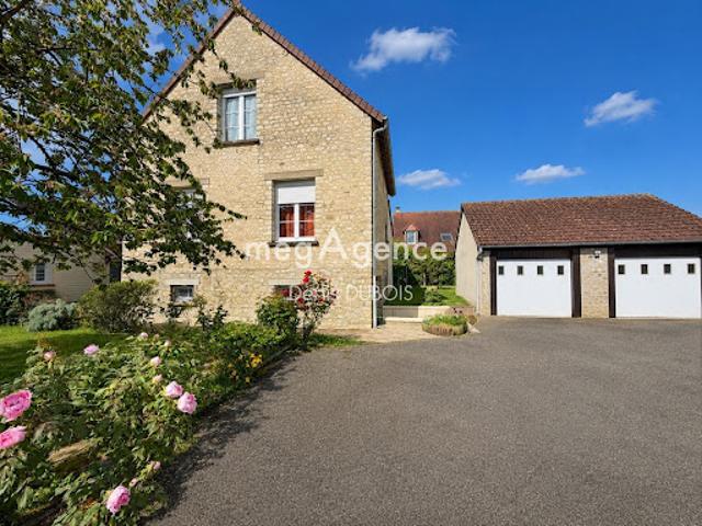 Vente Maison 5 pièces 137 m2 Saint Germain du Corbéis