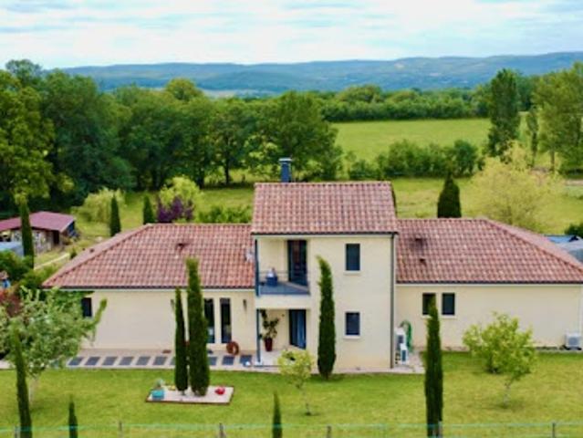 Vente Maison 5 pièces 138 m2 Figeac