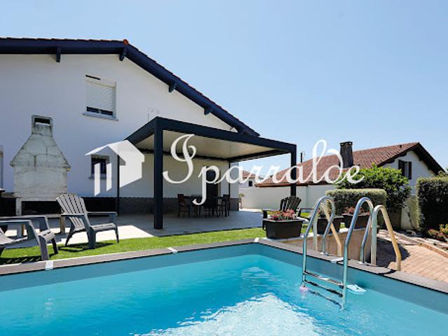 Vente Maison 5 pièces 138 m2 Hendaye