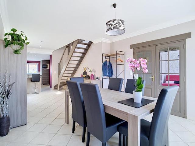 Vente Maison 5 pièces 138 m2 Saint sebastien sur loire