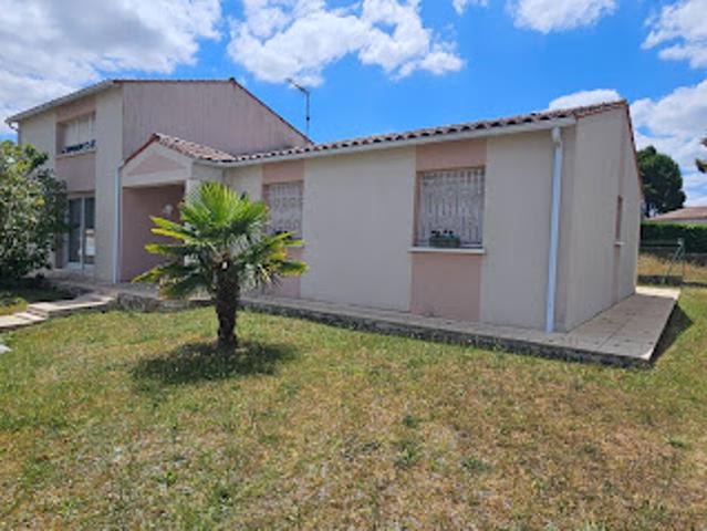Vente Maison 5 pièces 138 m2 Saintes