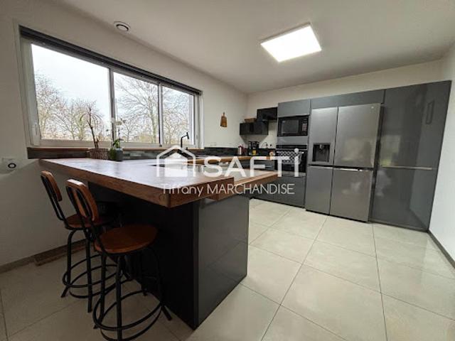 Vente Maison 5 pièces 138 m2 Salles