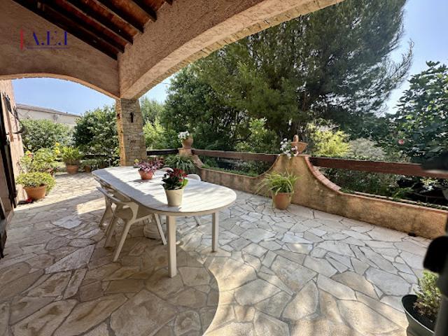 Vente Maison 5 pièces 139 m2 Ollioules