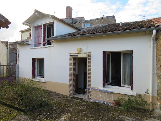 Vente Maison 5 pièces 139 m2 Peyrat de Bellac