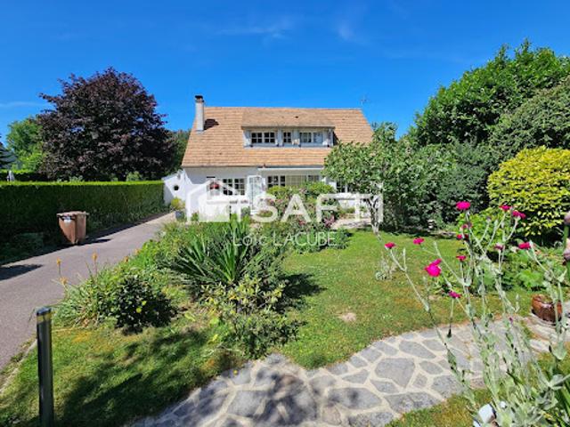 Vente Maison 5 pièces 130 m2 Montfort l'Amaury