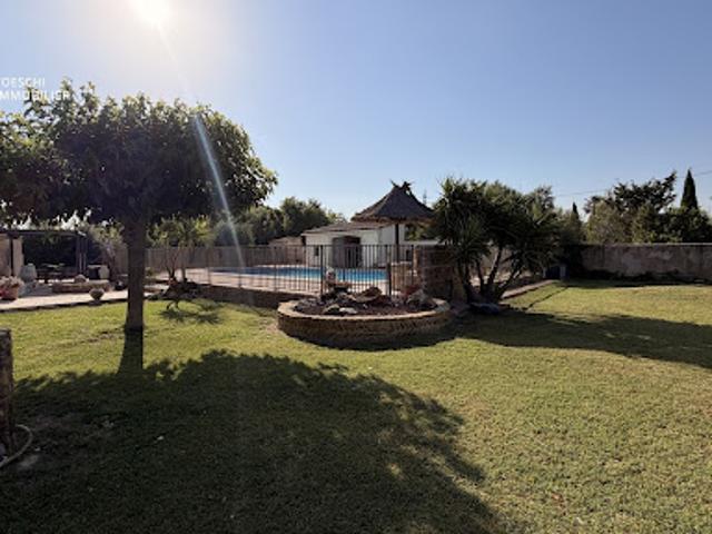 Vente Maison 5 pièces 130 m2 Arles