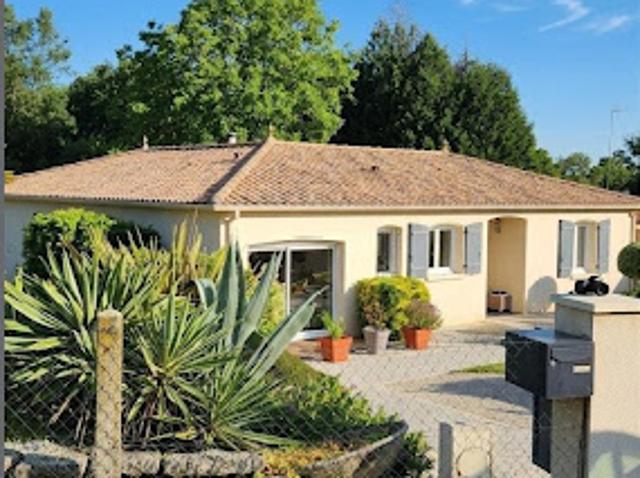 Vente Maison 5 pièces 130 m2 Bussac sur Charente