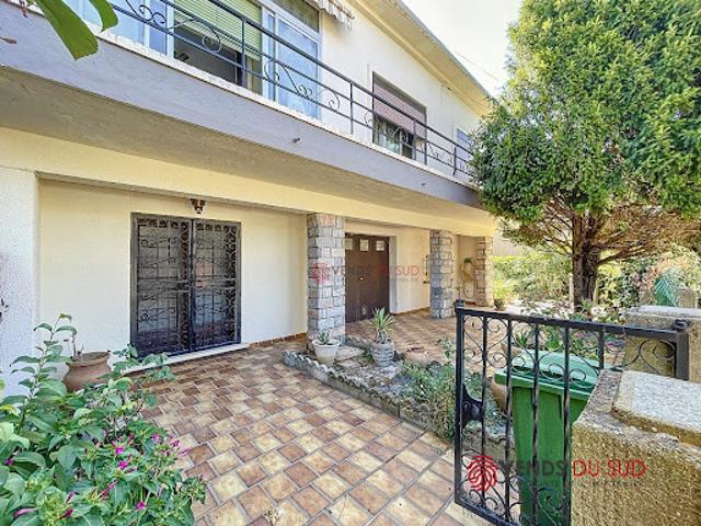 Vente Maison 5 pièces 130 m2 Beziers