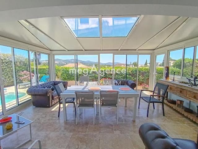 Vente Maison 5 pièces 130 m2 Cogolin