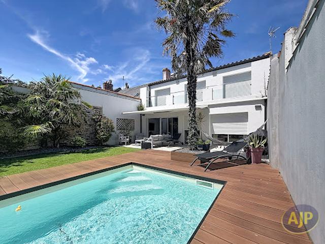 Vente Maison 5 pièces 130 m2 Les Sables d'Olonne