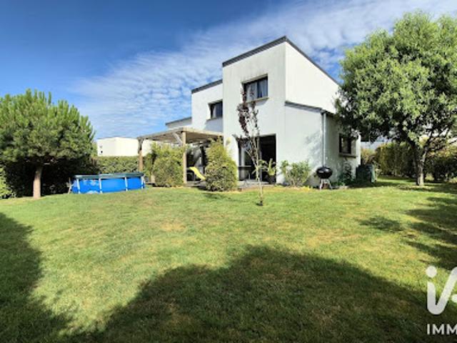 Vente Maison 5 pièces 130 m2 Saint Avé