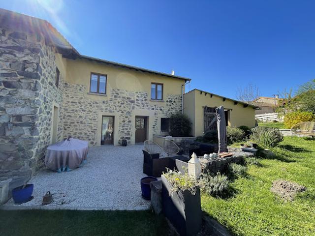 Vente Maison 5 pièces 130 m2 Saint Cyr de Valorges
