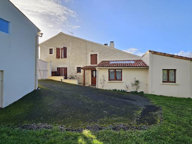 Vente Maison 5 pièces 130 m2 Saint Hilaire la Palud